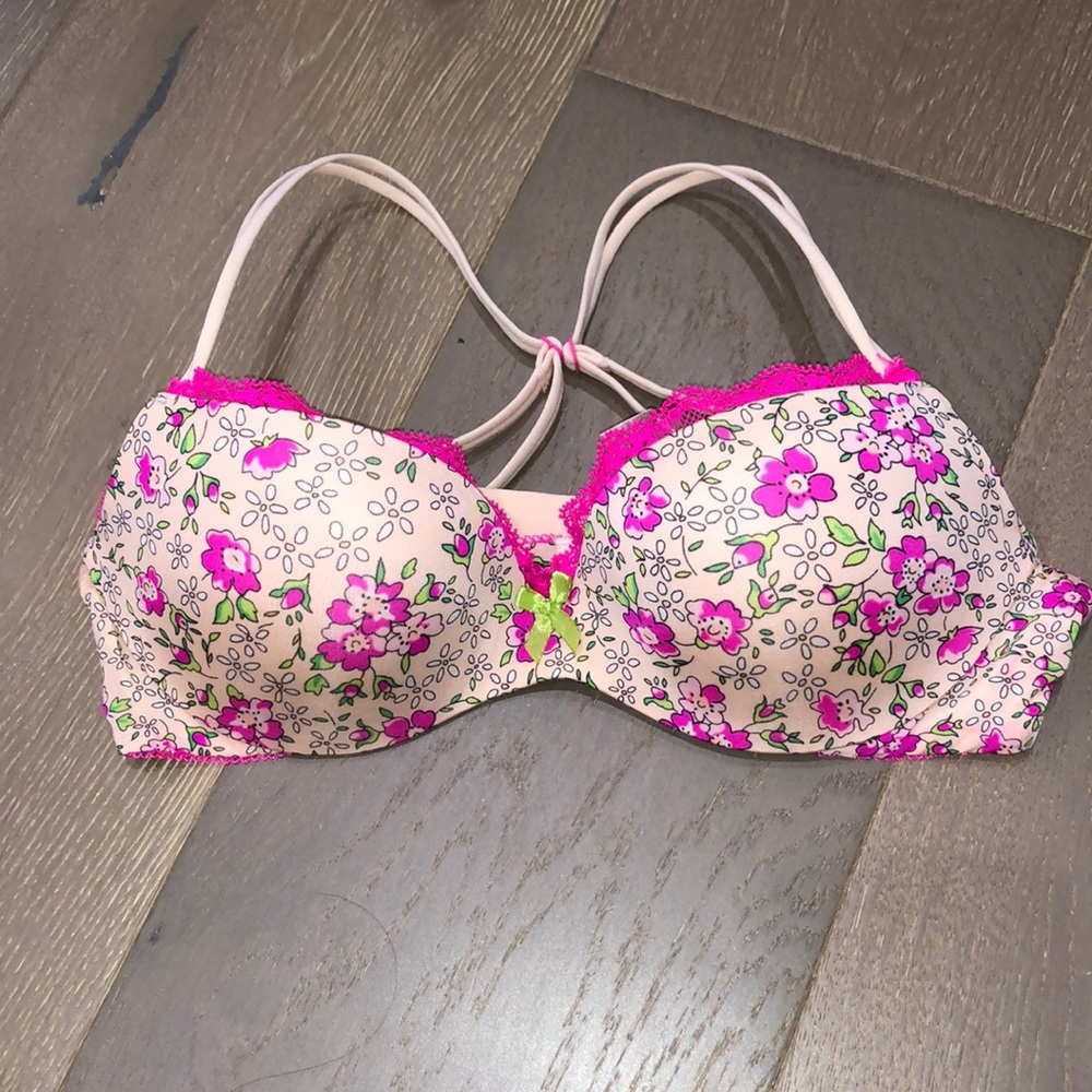 Victoria’s Secret Push Up Bra Size 34A